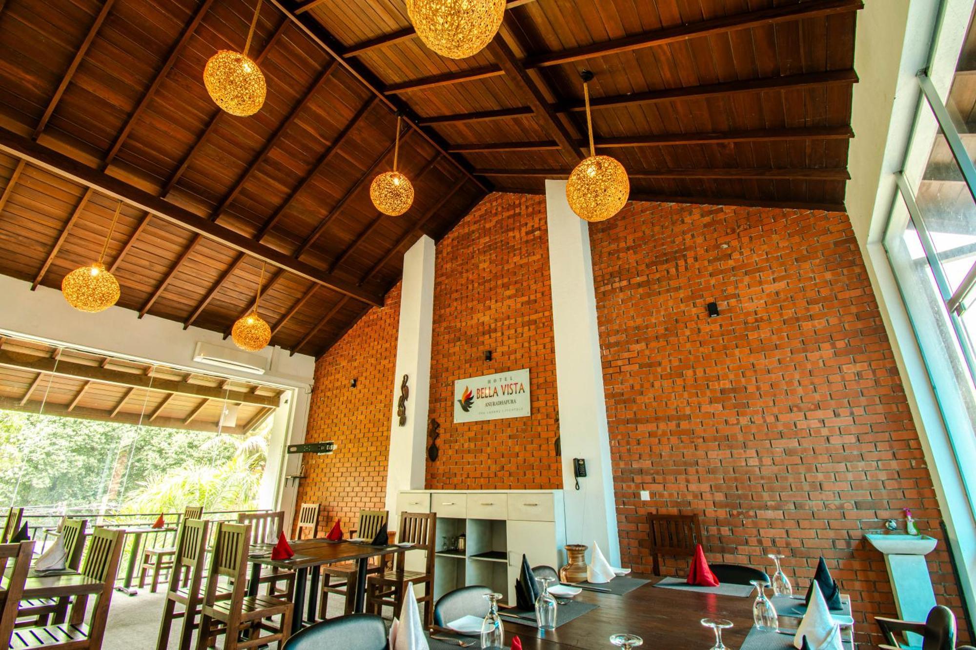 אנוראדפורה Hotel Bella Vista מראה חיצוני תמונה