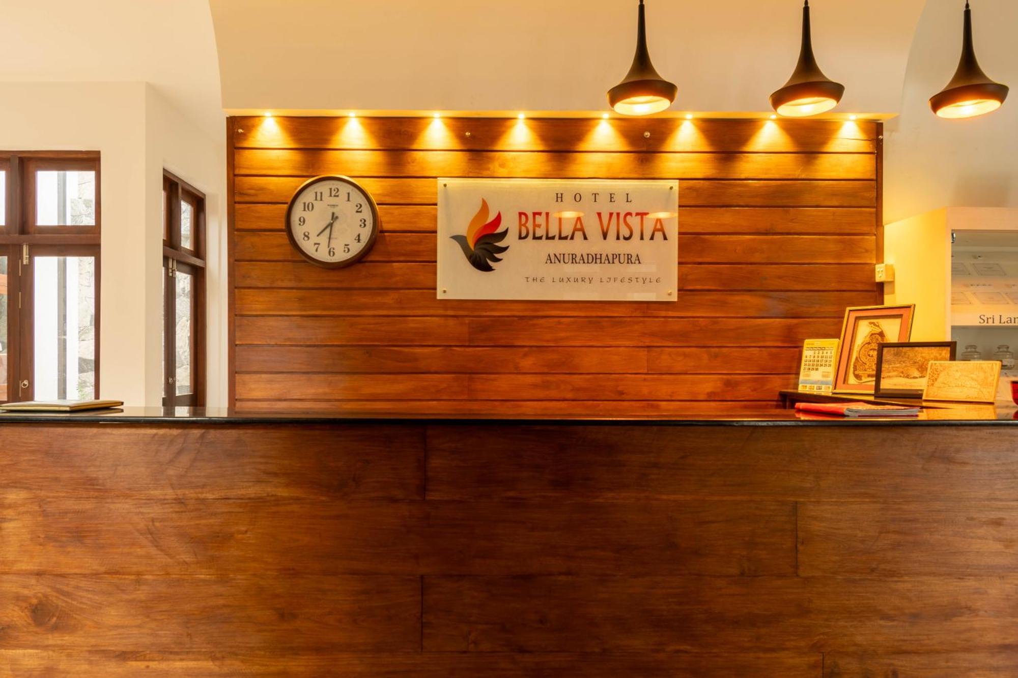 אנוראדפורה Hotel Bella Vista מראה חיצוני תמונה