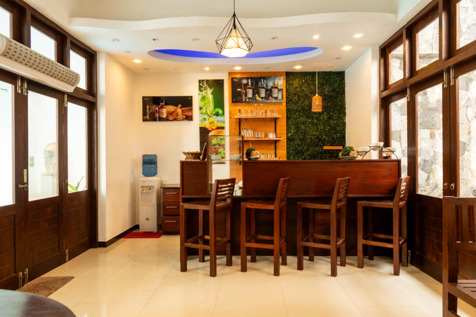 אנוראדפורה Hotel Bella Vista מראה חיצוני תמונה