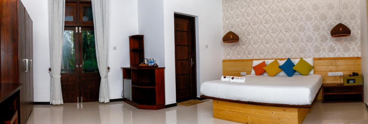 אנוראדפורה Hotel Bella Vista מראה חיצוני תמונה