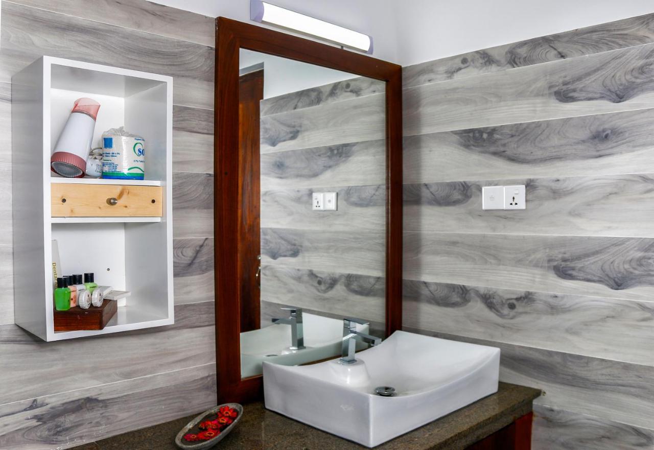אנוראדפורה Hotel Bella Vista מראה חיצוני תמונה